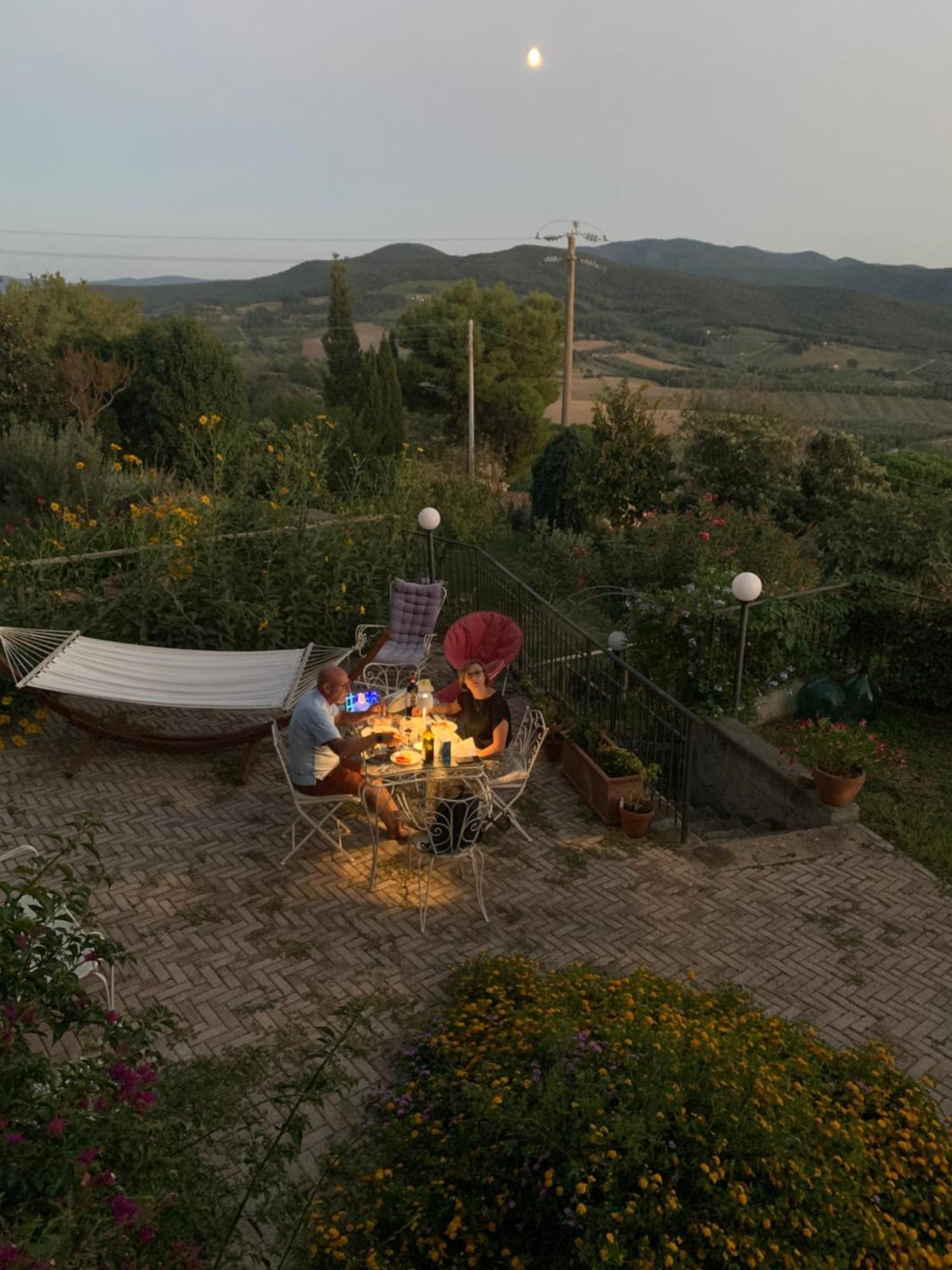 Casa Cerboneschi Panzió Casale Marittimo Kültér fotó