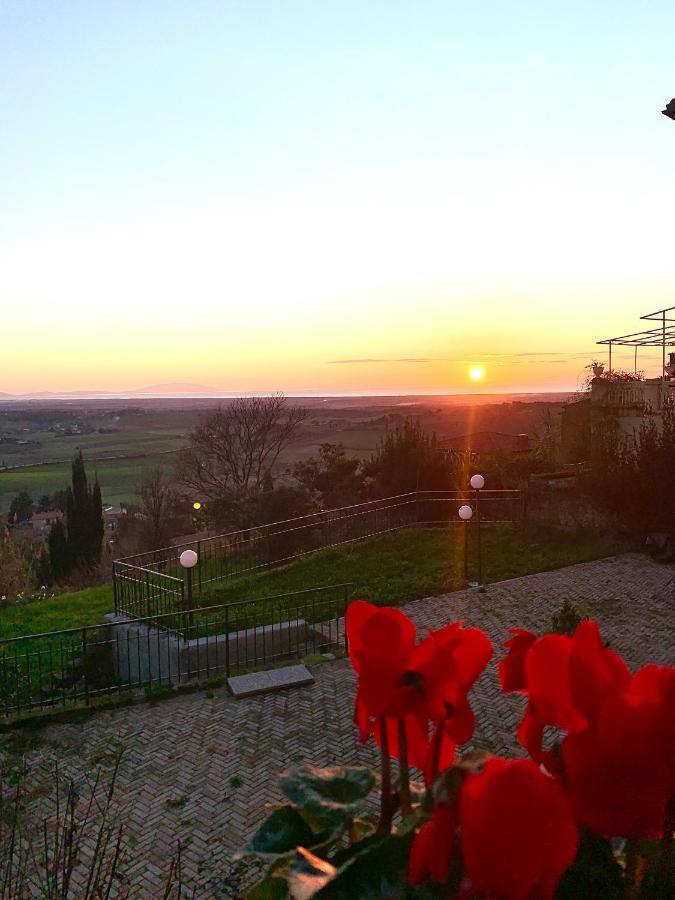 Casa Cerboneschi Panzió Casale Marittimo Kültér fotó