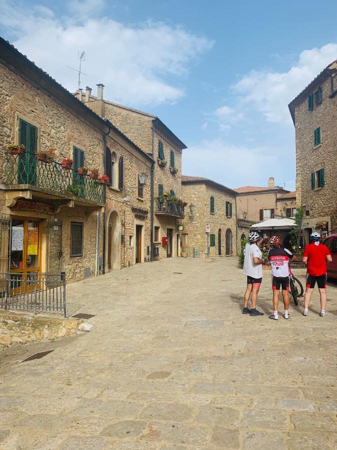 Casa Cerboneschi Panzió Casale Marittimo Kültér fotó