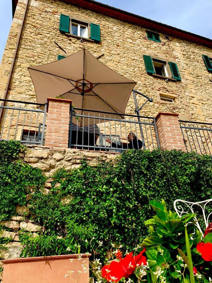 Casa Cerboneschi Panzió Casale Marittimo Kültér fotó