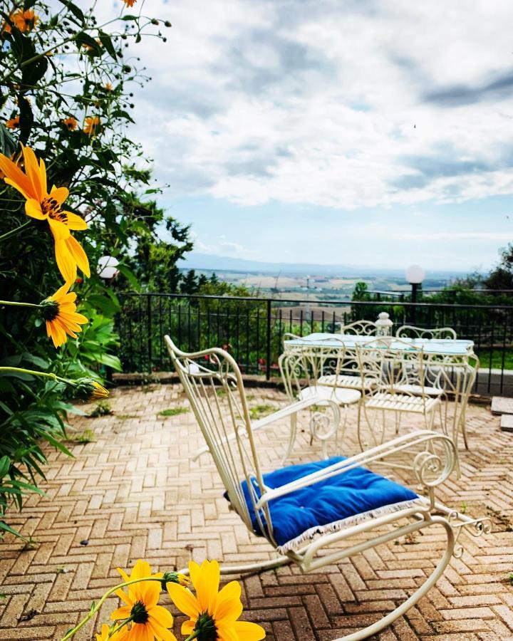 Casa Cerboneschi Panzió Casale Marittimo Kültér fotó